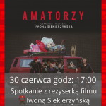 Grafika. Plakat filmu Amatorzy. Na środku widać samochód z otwartymi dzwiami. Znajdują się główni bohaterowie filmu.